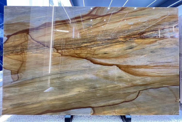 Quartzite dorée
