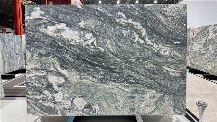 Dalles de quartzite bleu magma